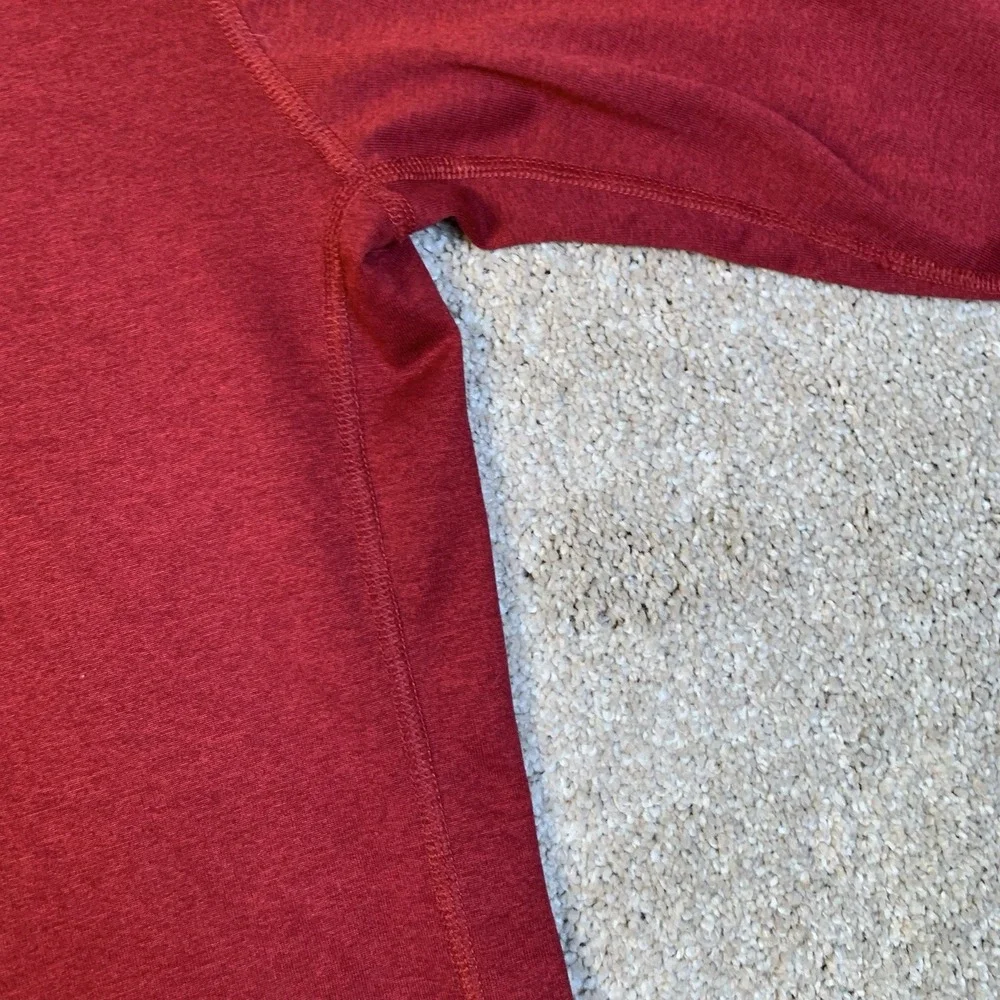 NIKE Mens Long Sleeve T-shirt Dri Fit Crewneck Lightweight Maroon Athlete  SMALL